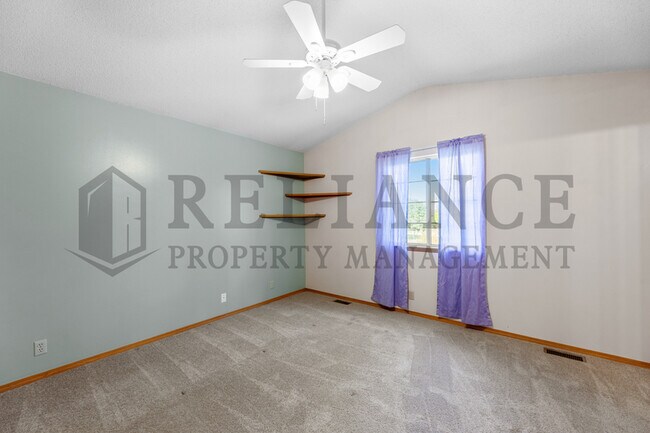 Building Photo - 8502 W Westlawn Cir