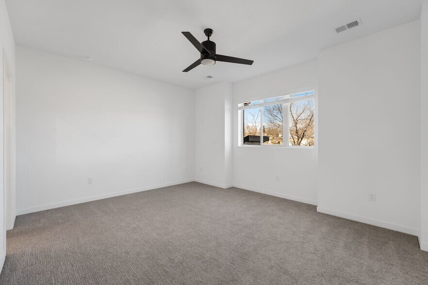 Building Photo - 12309 W 58th Ct