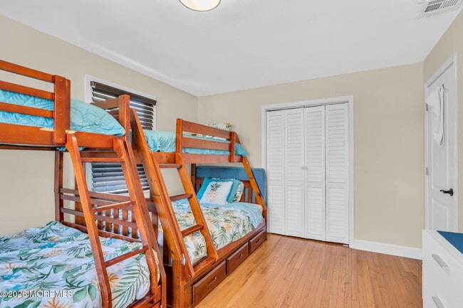 Building Photo - 53 E Coral Dr