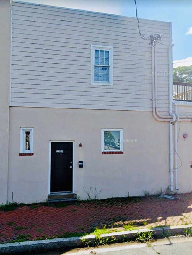 Primary Photo - 2500 P St