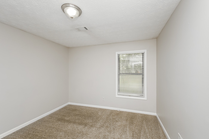 Building Photo - 2442 Chauncey Ln