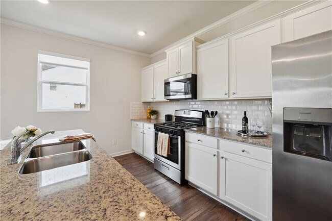 Building Photo - 100 Fernbrook Trl
