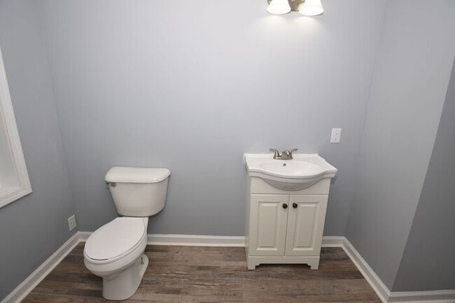 Building Photo - 3 bedroom in Granger in PHM school district