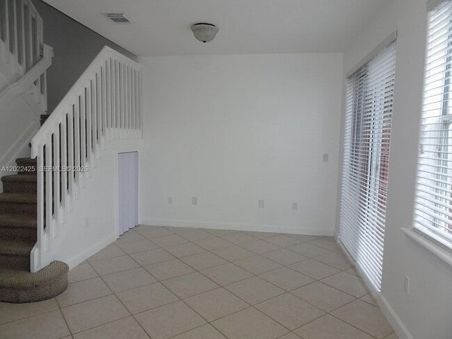 Building Photo - 5460 NW 107th Ave