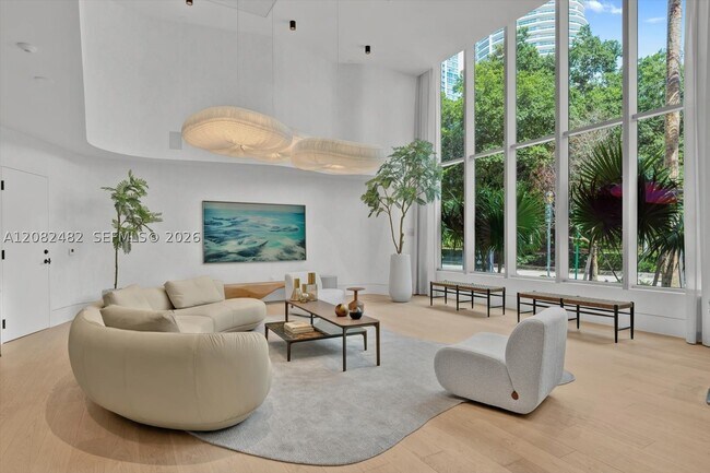 Building Photo - 2200 Brickell Ave