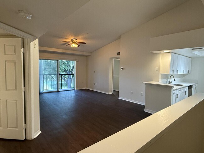 Building Photo - 4179 N Haverhill Rd