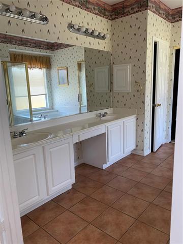 Building Photo - 2505 Rodeo Ct