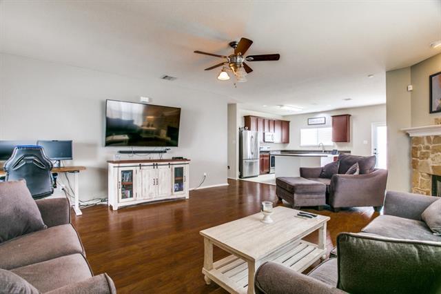 Building Photo - 8633 Star Thistle Dr