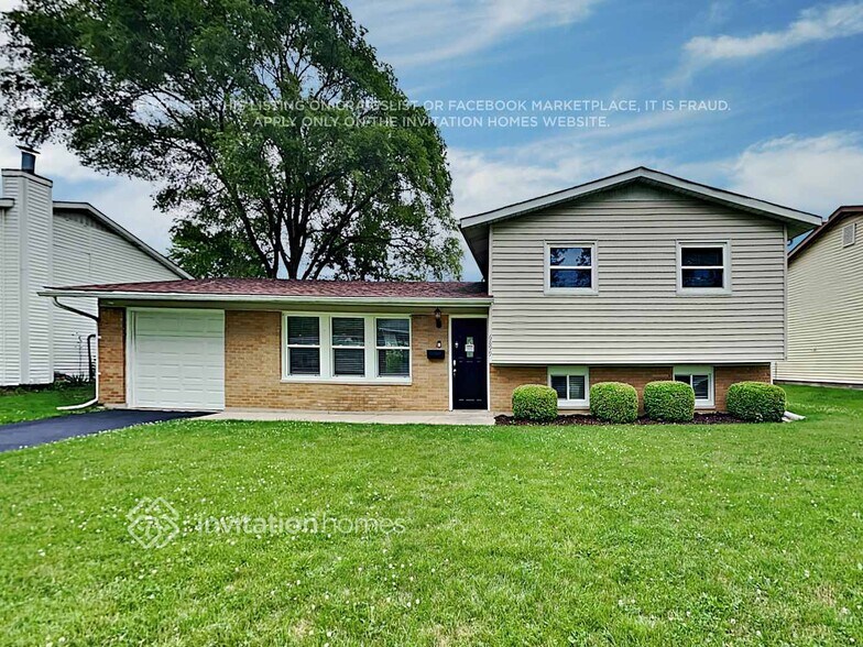 Primary Photo - 6899 Meadowbrook Ln