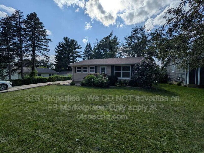 Building Photo - 306 Parkview Dr