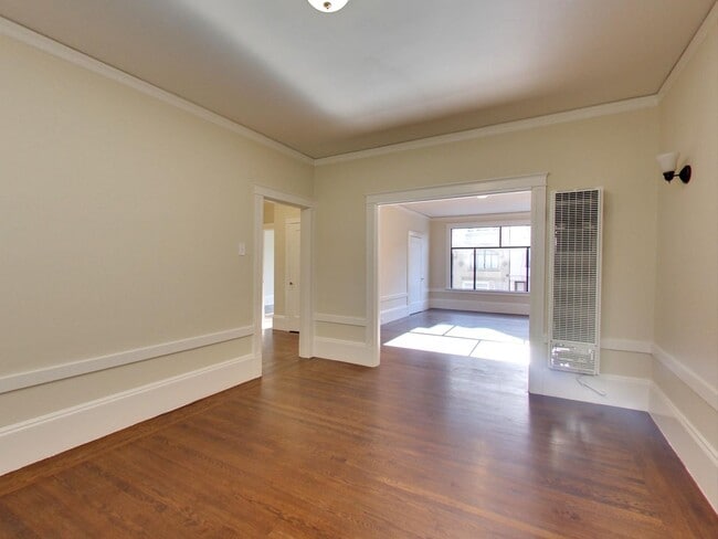 Building Photo - 2041 Hyde St