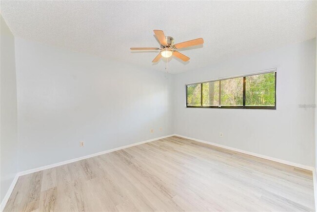 Building Photo - 3259 Fox Chase Cir