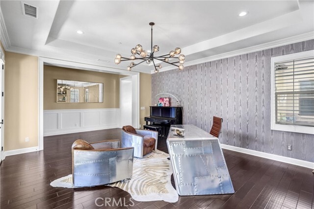 Building Photo - 1232 Inspiration