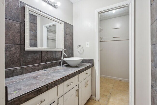 Building Photo - Exquisite Elegance at 2173 Martin Way: Unv...