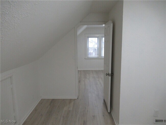 Building Photo - 4480 W 148th St