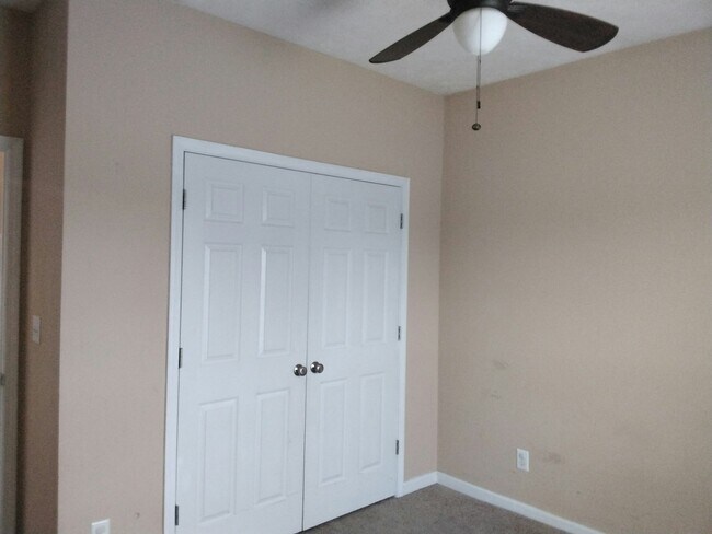 Building Photo - 517 McGregor Ct