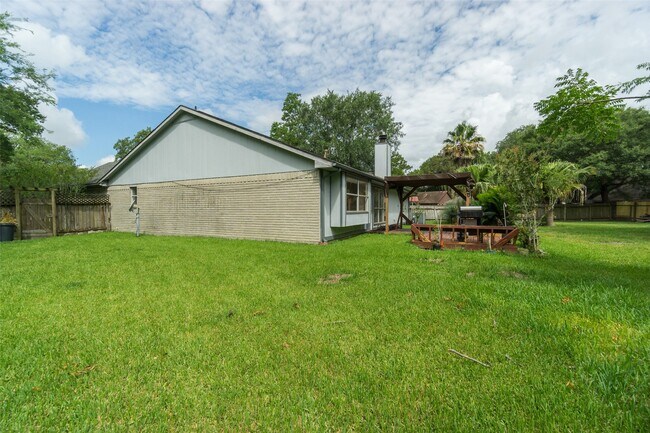 Building Photo - 3006 Stargrass Ct