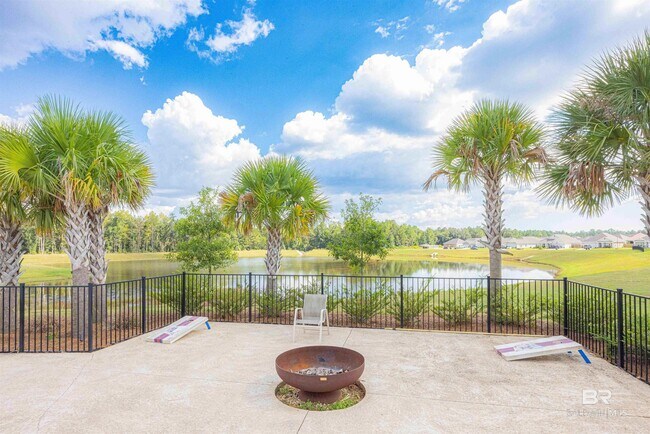 Building Photo - 12753 Shoshoney Cir