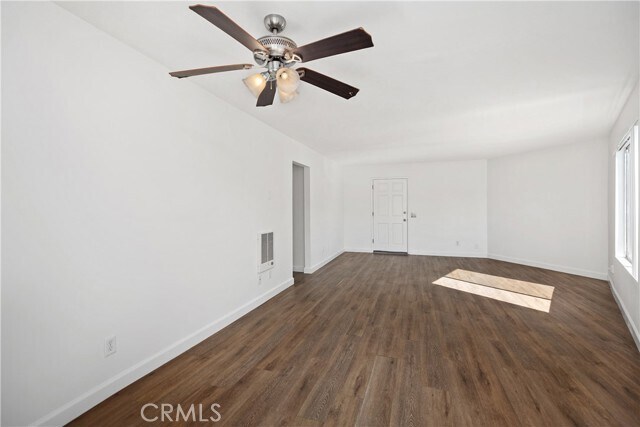 Building Photo - 803 Calle Puente