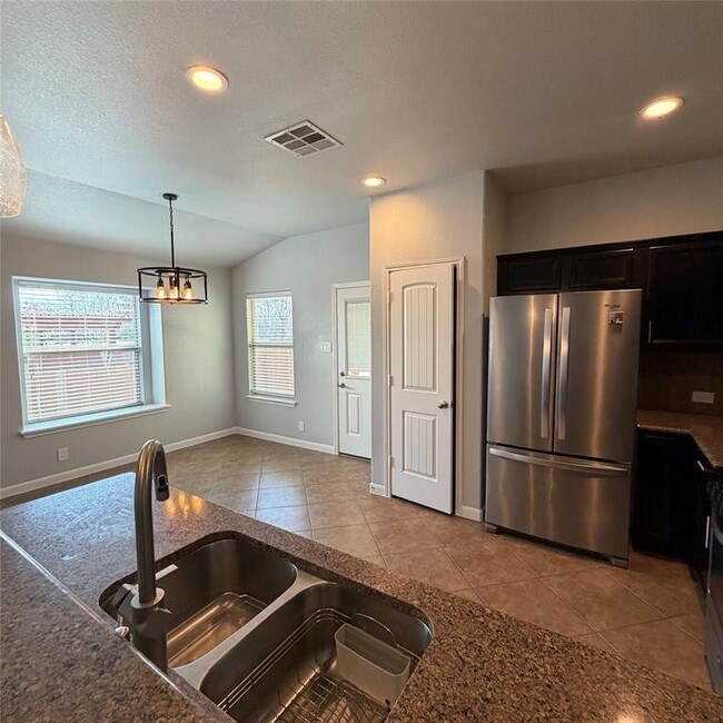 Building Photo - 1115 Sunny Meadows Loop