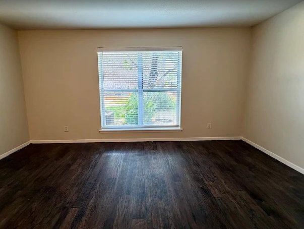 Building Photo - 2805 Mustang Dr