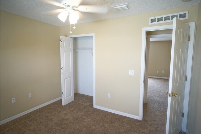 Building Photo - 10427 River Bream Dr