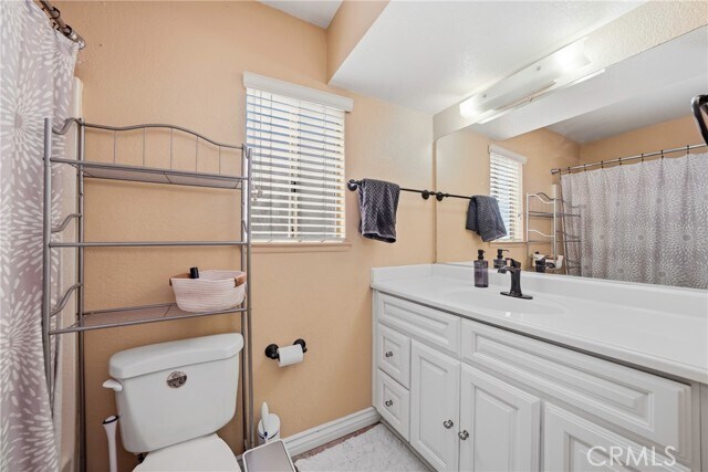 Building Photo - 1505 Canterbury Cir