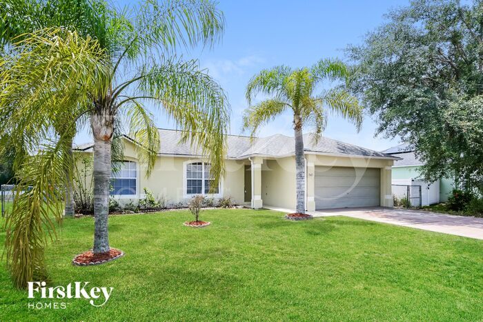 Building Photo - 1165 St Tropez Ct