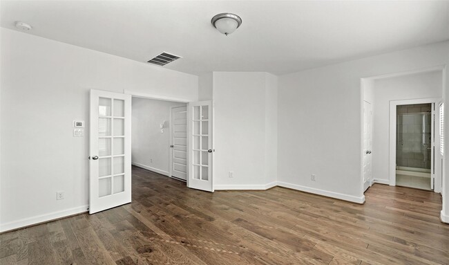 Building Photo - 10609 Centre Green Way