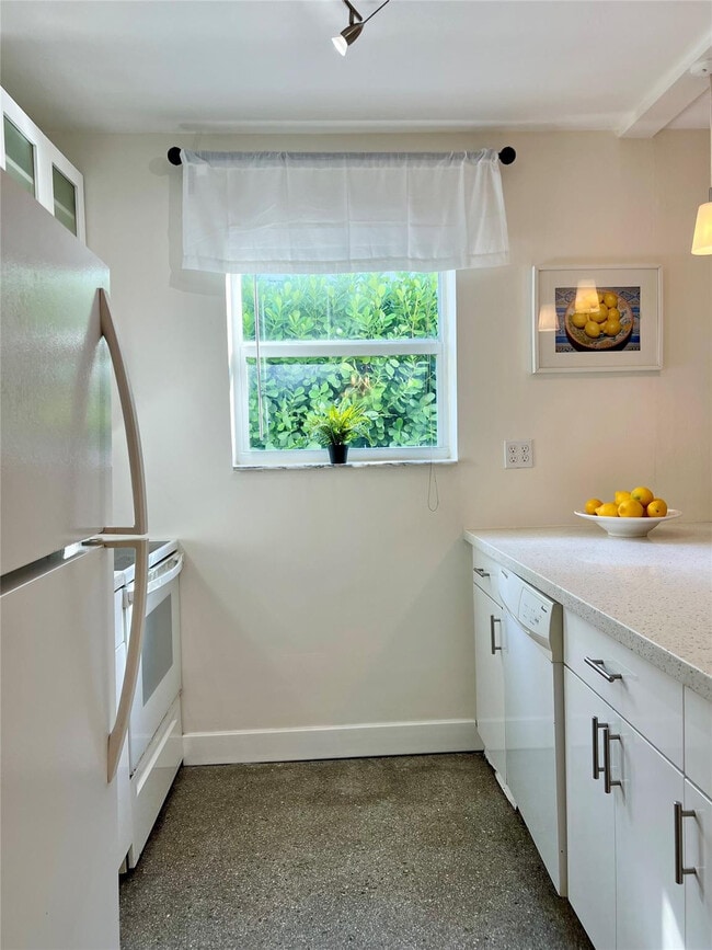 Building Photo - 508 Antioch Ave