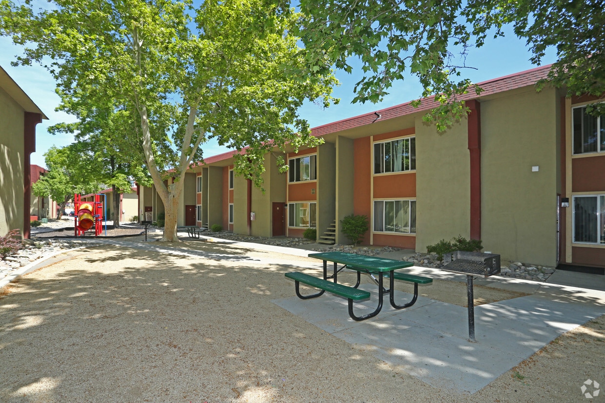 Southwest Village Apartments Reno