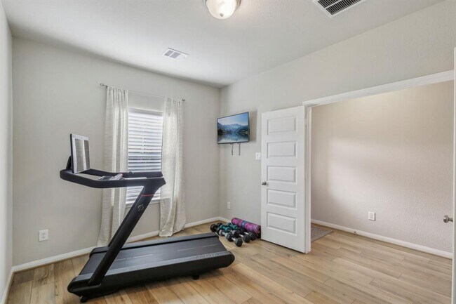 Building Photo - 17722 Hanson Ridge Dr