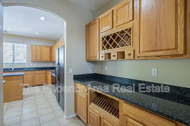 Building Photo - 43476 Caven Dr