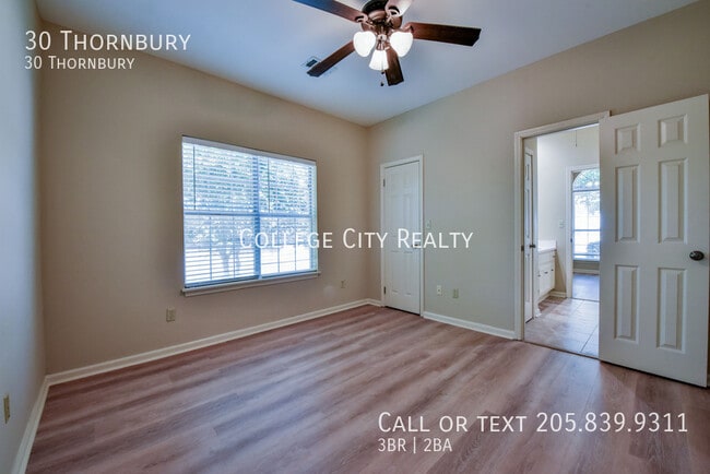 Building Photo - 30 Thornbury-