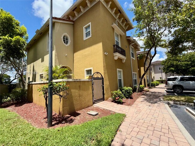 Building Photo - 2851 Prospect Rd