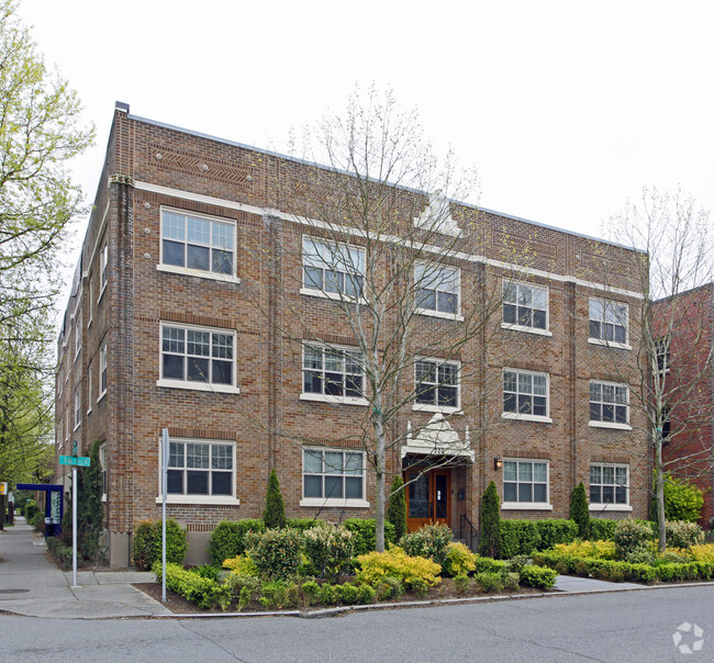 Primary Photo - Westland Manor