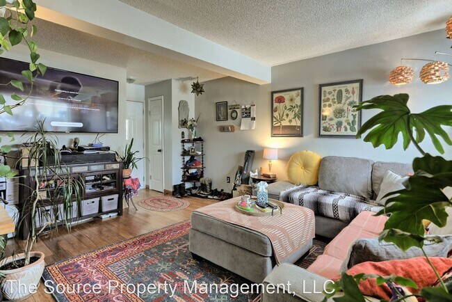 Building Photo - 2 br, 1 bath House - 4323 Flag Dr