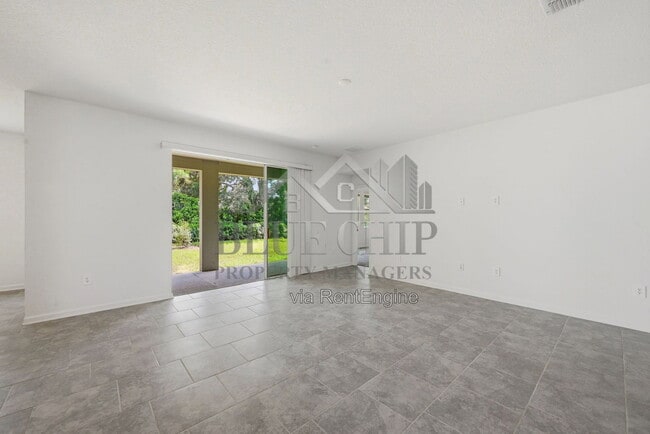 Building Photo - 3048 Country Side Dr