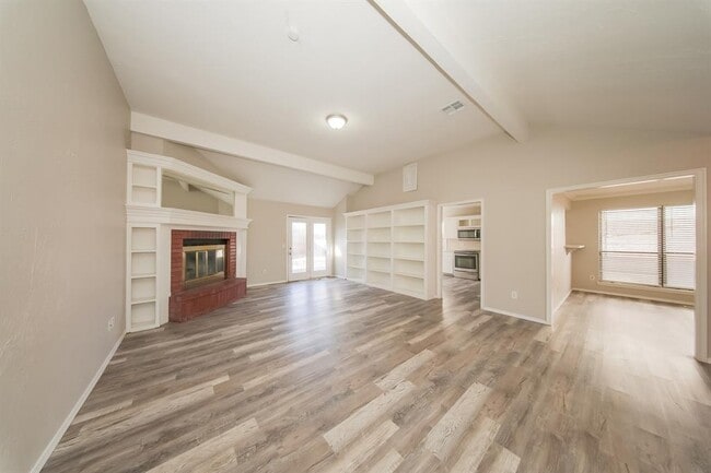 Building Photo - 11901 Blue Moon Ave