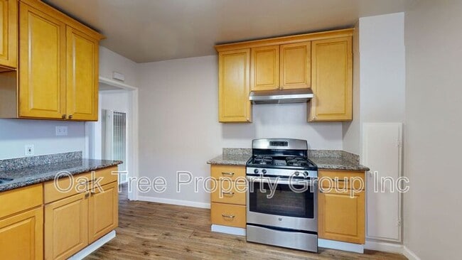 Building Photo - 22815 Grand St