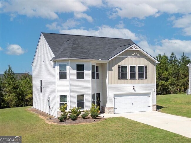 Building Photo - 174 Goodall Woods Dr