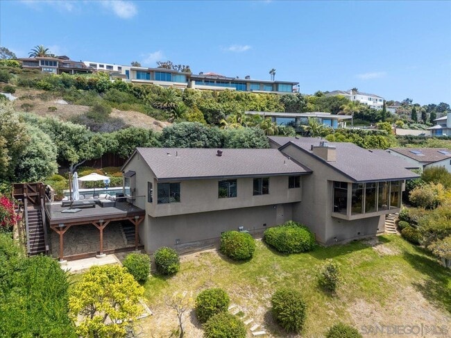 Building Photo - 8496 Westway Dr
