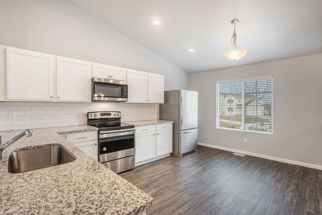 Building Photo - 4397 Soya Ave