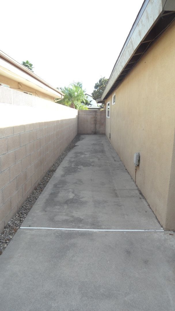 Building Photo - Beautiful Remodeled Single Story 4 BR 2 BA Home With 3 Car attached Garage