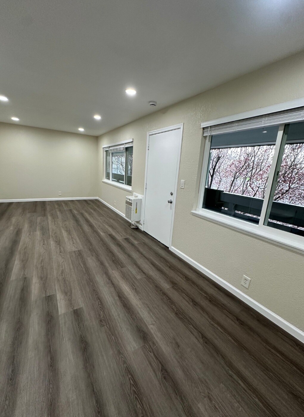 Building Photo - 3142 Grant St