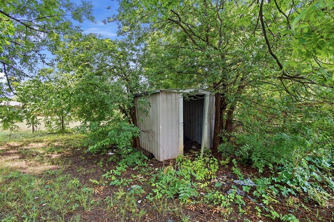 Building Photo - 1237 Staton Dr