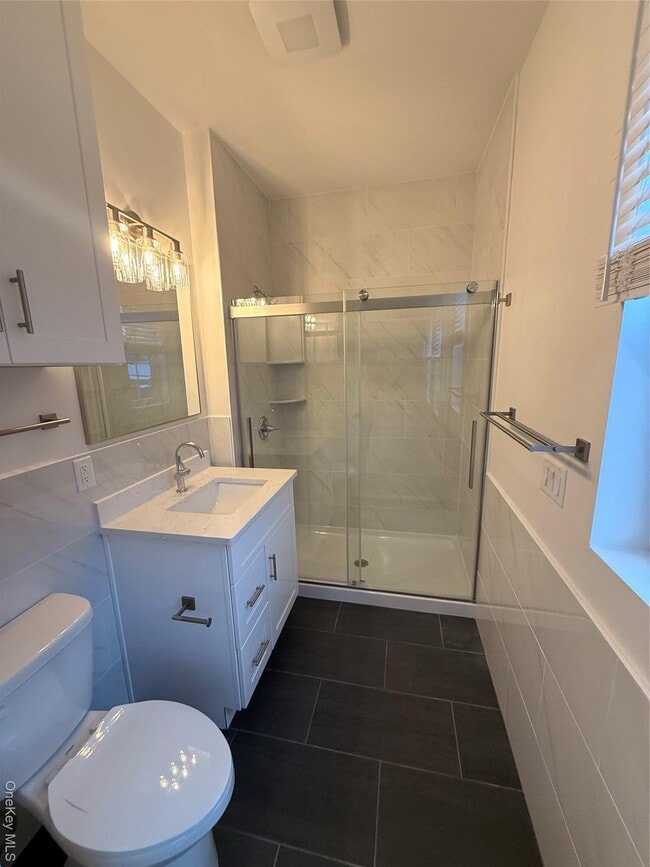 Building Photo - 122 Greenwich Ave