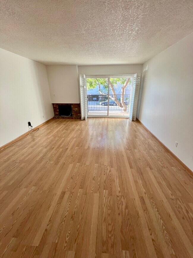 Primary Photo - 608 Idaho Ave