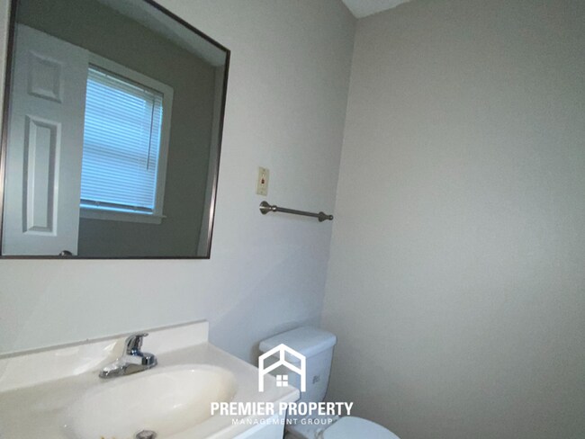 Building Photo - 4236 Trudy St