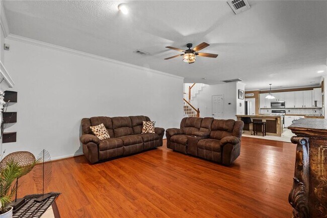 Building Photo - 3131 Bay Spring Dr